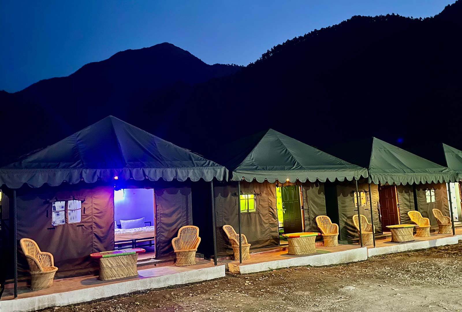 Riverside-camping-in-rishikesh-6